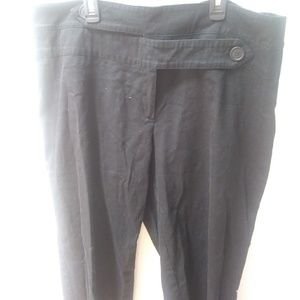 Ashley Stewart Black size18 capris